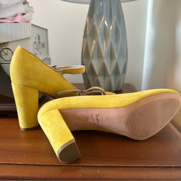 ✨Boden✨100% Suede Maryjanes in Yellow Leather Size 38.5 - Picture 5 of 6